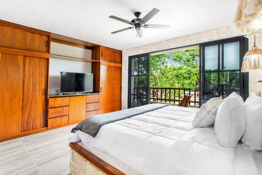 Old Listing - Selva 5 Villa Tulum